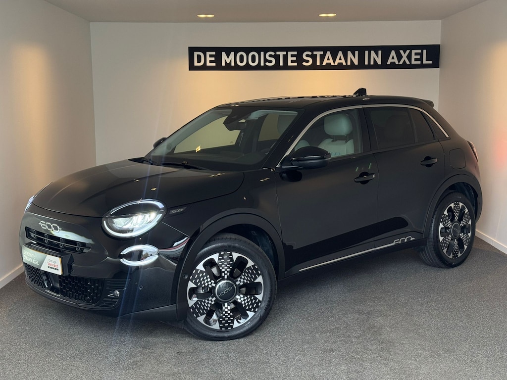Fiat 600 1.2 Hybrid La Prima