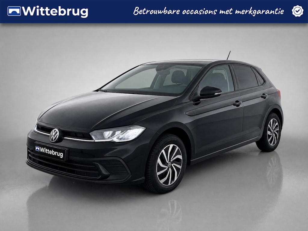 Volkswagen Polo 1.0 TSI 95pk Life / Navigatie / LED / LM 15 inch / Parkeersensoren/ Digital cockpit