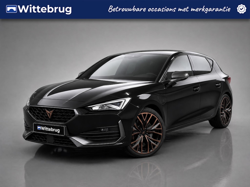 CUPRA Leon 1.4 e-Hybrid 245pk Performance DSG Automaat / Navigatie / Full LEd / LM 19 inch / Parkeersensoren A. / Keyless
