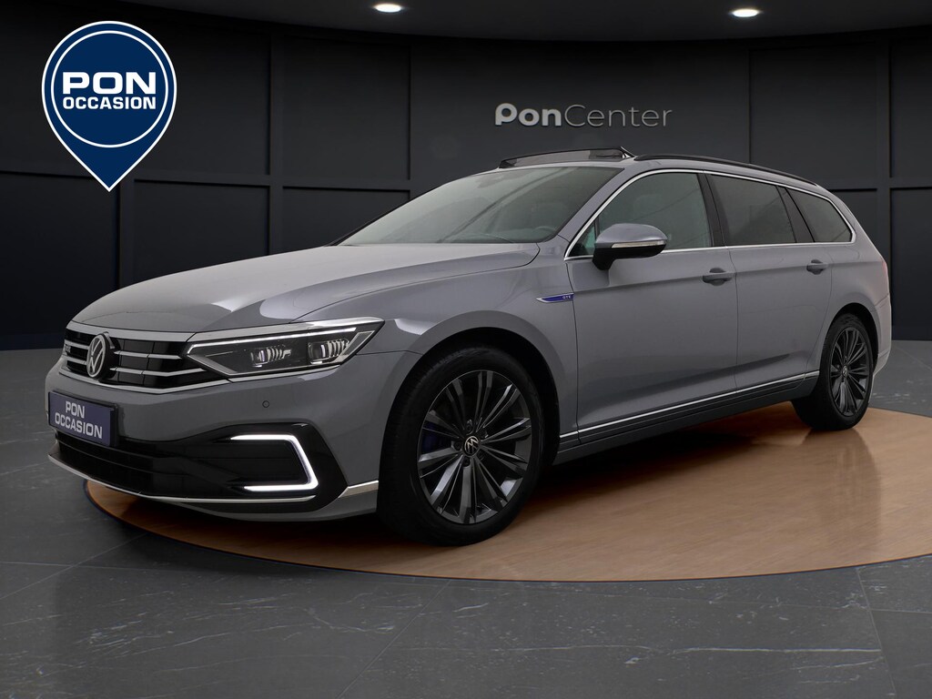 Volkswagen Passat Variant 1.4 TSI PHEV GTE | Pano Dak | 360 Camera | ACC | Elek. Achterklep | Stuur-/Stoelverwarming | Spiegelpakket | 18'' |