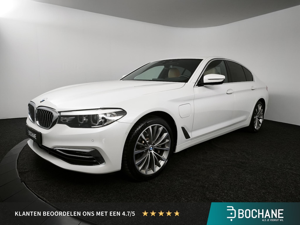 BMW 5-Serie 530e iPerformance High Executive | Lederen bekleding | Achterruitrij Camera | Stoelverwarming