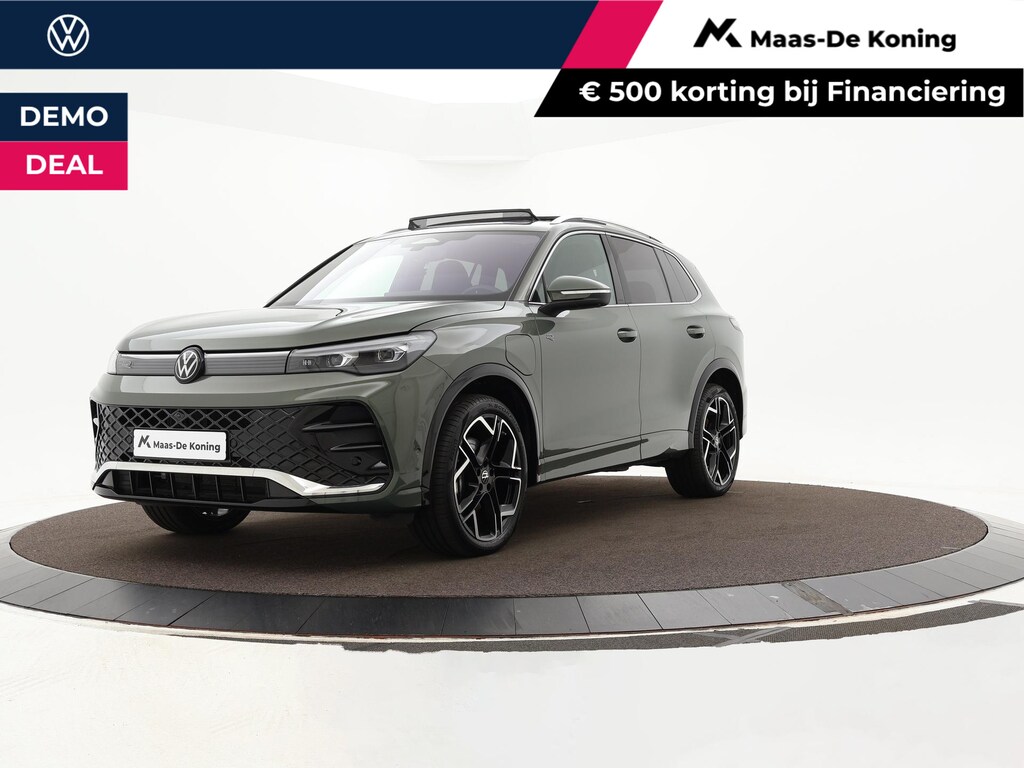 Volkswagen Tiguan 1.5 eHybrid 272pk DSG R-Line Edition · Panoramadak · 360 Camera · Harman Kardon Audio · Inklap. Trekhaak · Matrix LED · Head-Up Display · Keyless · Garantie t/m 19-11-2030 of 100.000km