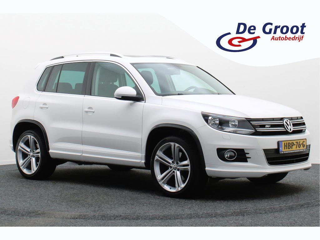Volkswagen Tiguan 1.4 TSI DSG R-Line Edition Panoramadak, Standkachel, Cruise, Camera, Verwarmde Stoelen, Trekhaak, 19''