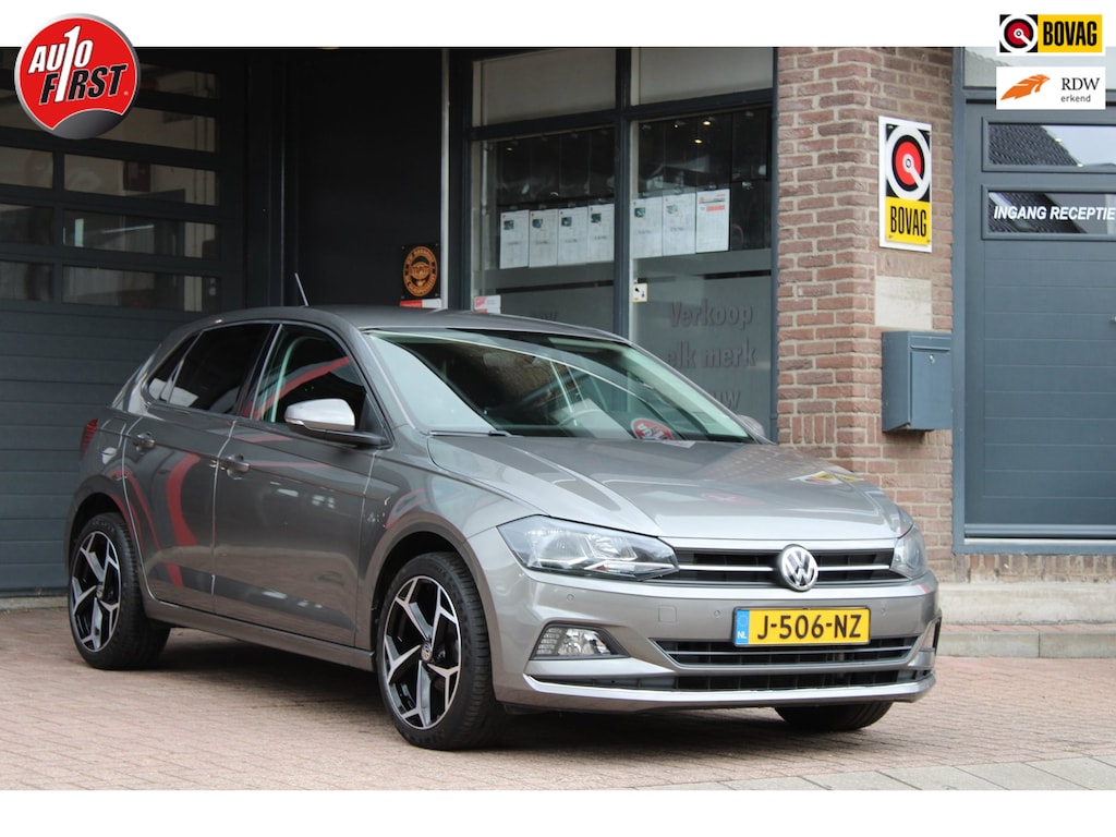 Volkswagen Polo 1.0 TSI Highline Business R / Automaat / Stoelverwarming / Adaptive cruise / Carplay