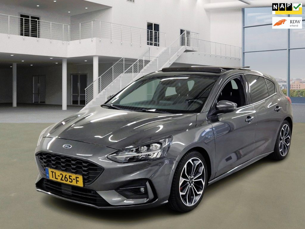 Ford Focus 1.0 EcoBoost ST Line Business