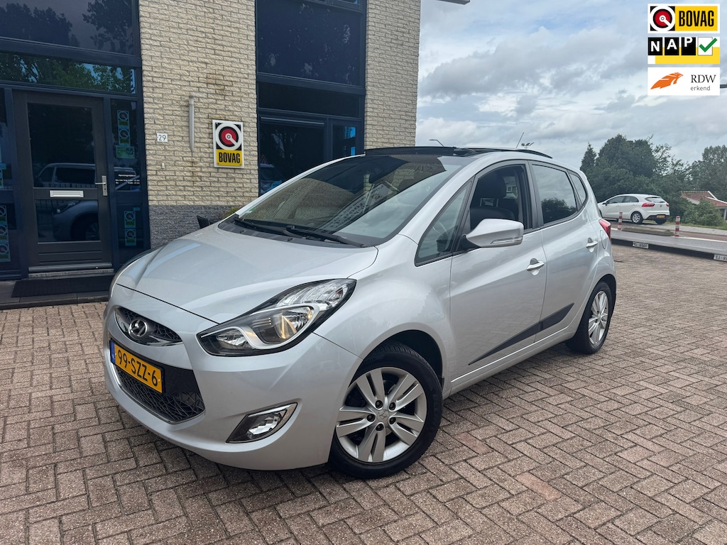 Hyundai ix20 1.6i i-Catcher- pano dak- automaat-navi-leer
