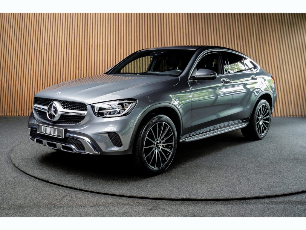 Mercedes-Benz GLC Coupe 300e 4M AMG Schuifdak Leer Navi 360 Distronic+ Stoelventilatie Memory seats Stoelverwarming Elektr. bedienbaar trekhaak PTS Elektr. achterklep BTW auto