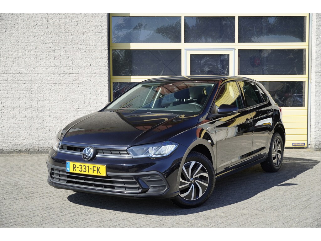 Volkswagen Polo 1.0 TSI Life BJ2022 Lmv 15" | Led V+A | App-Connect | Navi | Virtual cockpit | Airco | Climate control | Cruise control | Getint glas