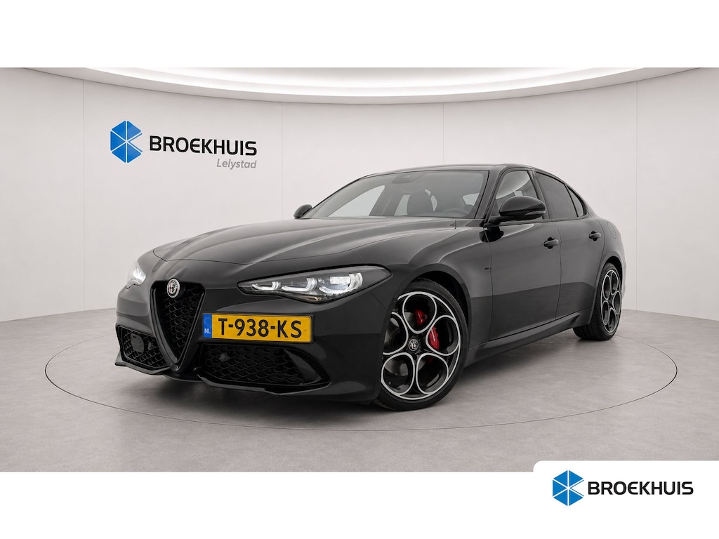 Alfa Romeo Giulia 2.0 TURBO 280PK AWD SPRINT NAVI / LEDER / FULL-LED / KEYLESS / 19" LMV / CAMERA / ADAPT. CRUISE / WINTERPAKKET !!