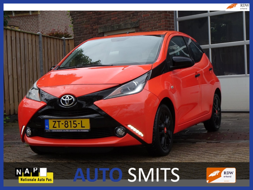 Toyota Aygo 1.0 VVT-i x-play 5drs