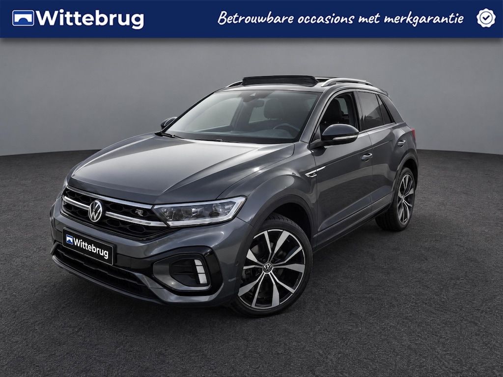 Volkswagen T-Roc 1.5 TSI 150pk R-Line DSG Automaat Black Style / Panorama schuifdak / Navigatie by APP / Led Plus / LM 19 inch / Park Assist / Camera