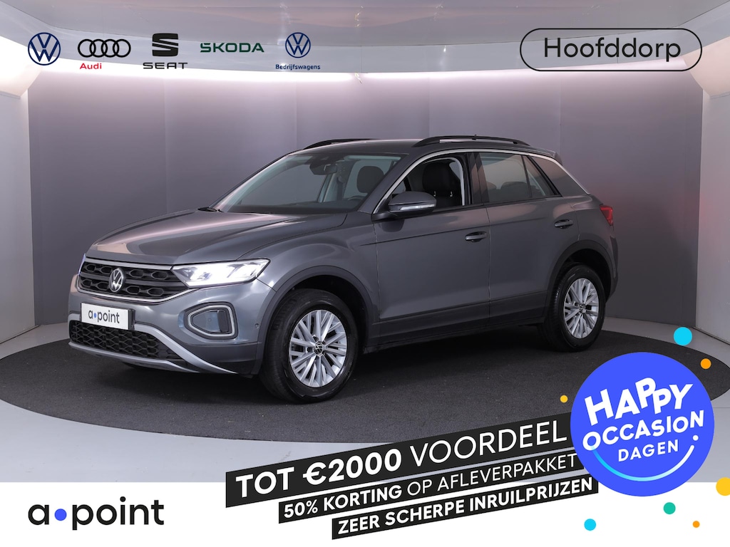 Volkswagen T-Roc 1.5 TSI Life 150PK DSG | Private lease vanaf €574 | Achteruitrijcamera | Stoelverwarming | Clima |