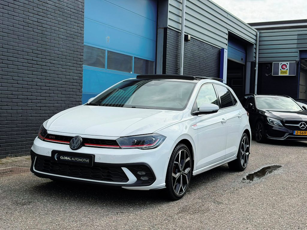 Volkswagen Polo 2.0 TSI GTI - PANO - IQ - VERLICHT LOGO