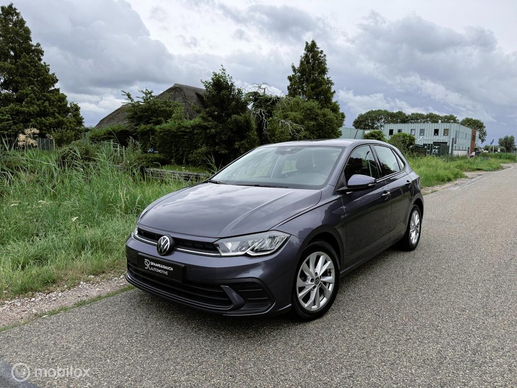 Volkswagen Polo 1.0 TSI / Luxe / Navi / Camera / Carplay
