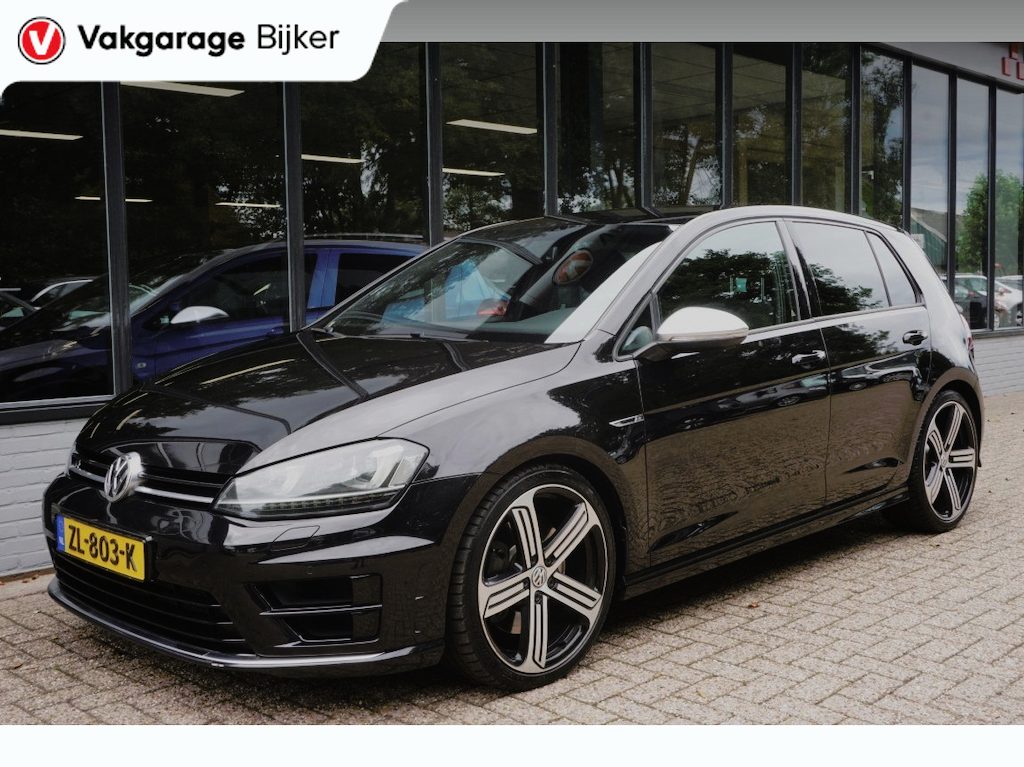 Volkswagen Golf 2.0 TSI R 4Motion