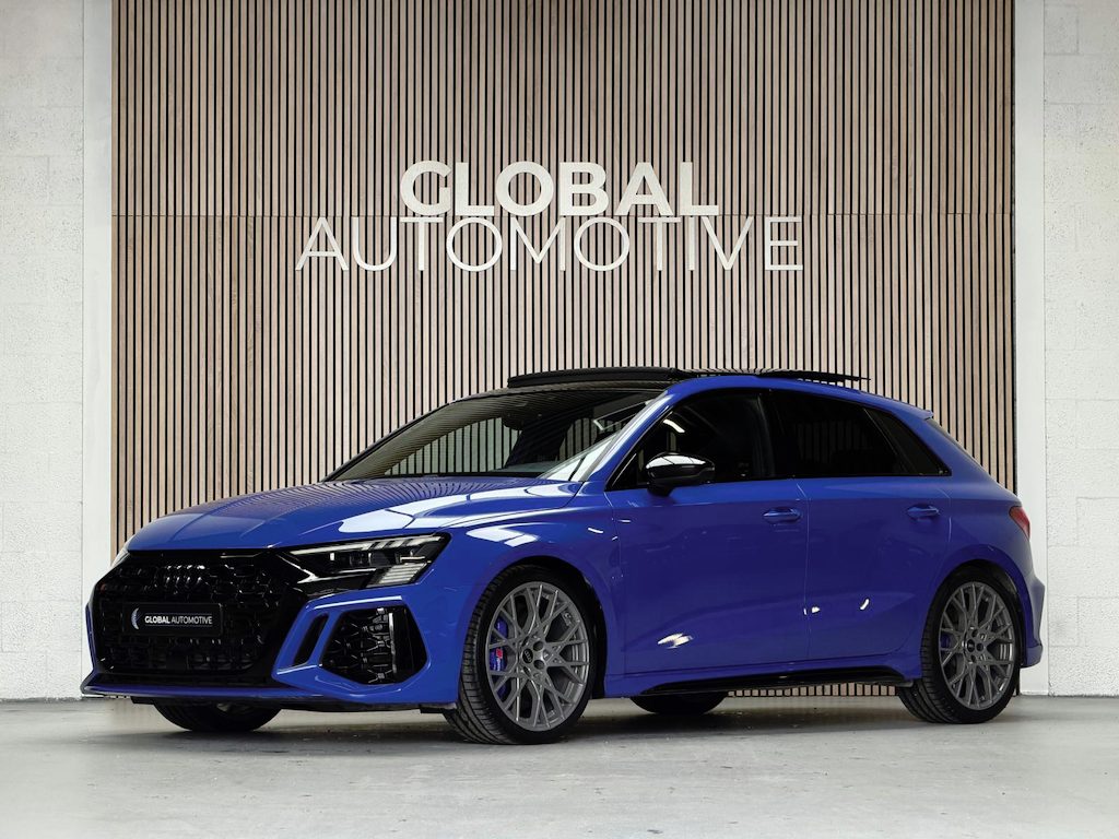 Audi RS3 2.5 TFSI QUATTRO Performance Edition 1/300 - 407PK - NOGARO BLAUW - CARBON SCHAALSTOELEN - KERAMISCHE REMMEN - BTW AUTO