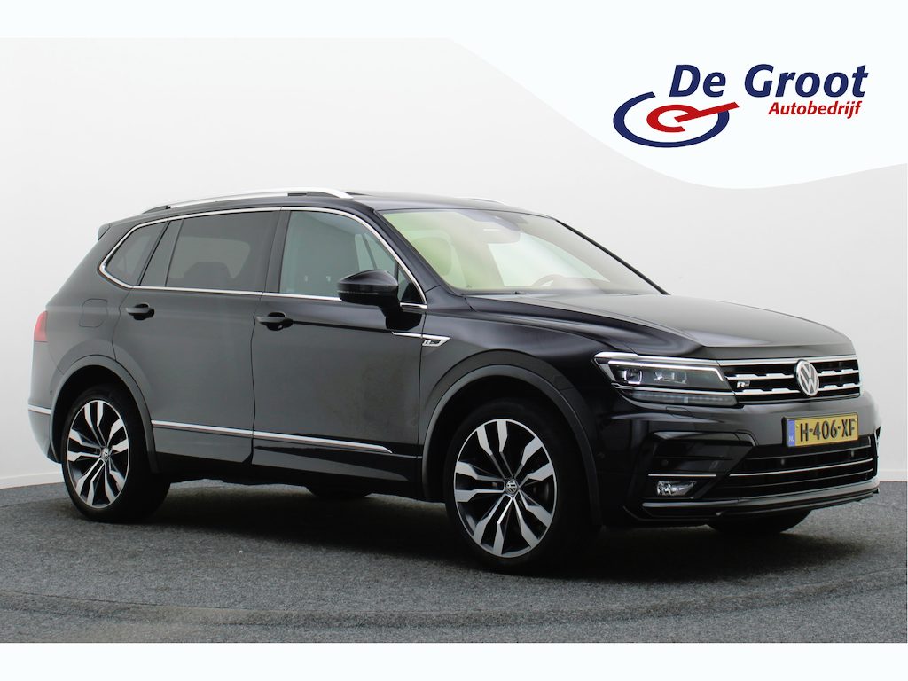 Volkswagen Tiguan Allspace 1.5 TSI Highline Business R 7p. Panoramadak, Keyless, ACC, Trekhaak, Apple Carplay, Camera, 20"