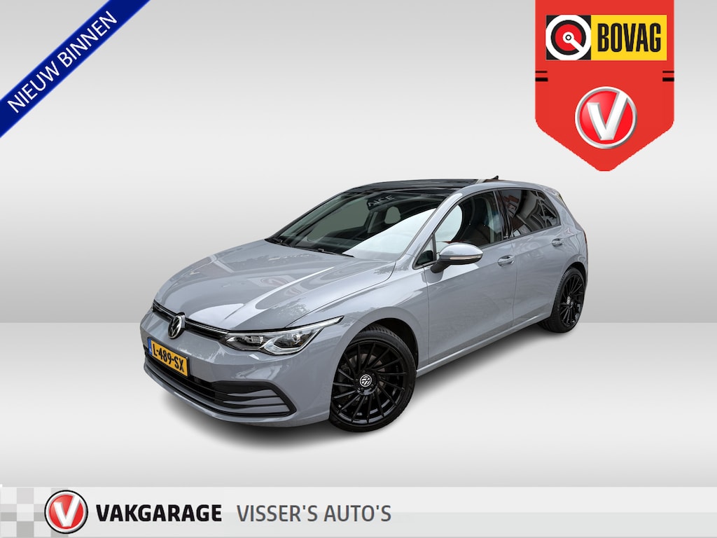 Volkswagen Golf 1.0 eTSI Life | stoelverwarming | stuurverwarming | applecarplay/android auto | 18 inch velgen |