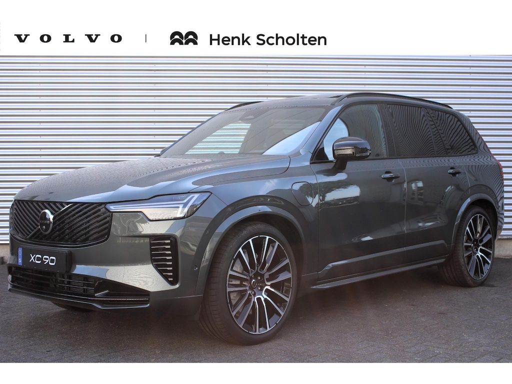 Volvo XC90 2.0 T8 Plug-in hybrid AWD Ultra Dark Exec. Ed. | Luchtvering | Bowers & Wilkins | Massagefunctie Voorstoelen | Nappa Leder Met Ventilatie | Power Seats Met Memory | 22-Inch Lichtmetalen Velgen | Volvo Guard Alarm | Extra Getint Glas | Charcoal Hemelbekleding | Gelamineerde Zijruiten Rondom | Adaptieve Cruise Control | Pilot Assist | BLIS Dodehoekdetectie | Google | Panoramisch Schuif-/Kanteldak | Keyless | Elektrische Achterklep |