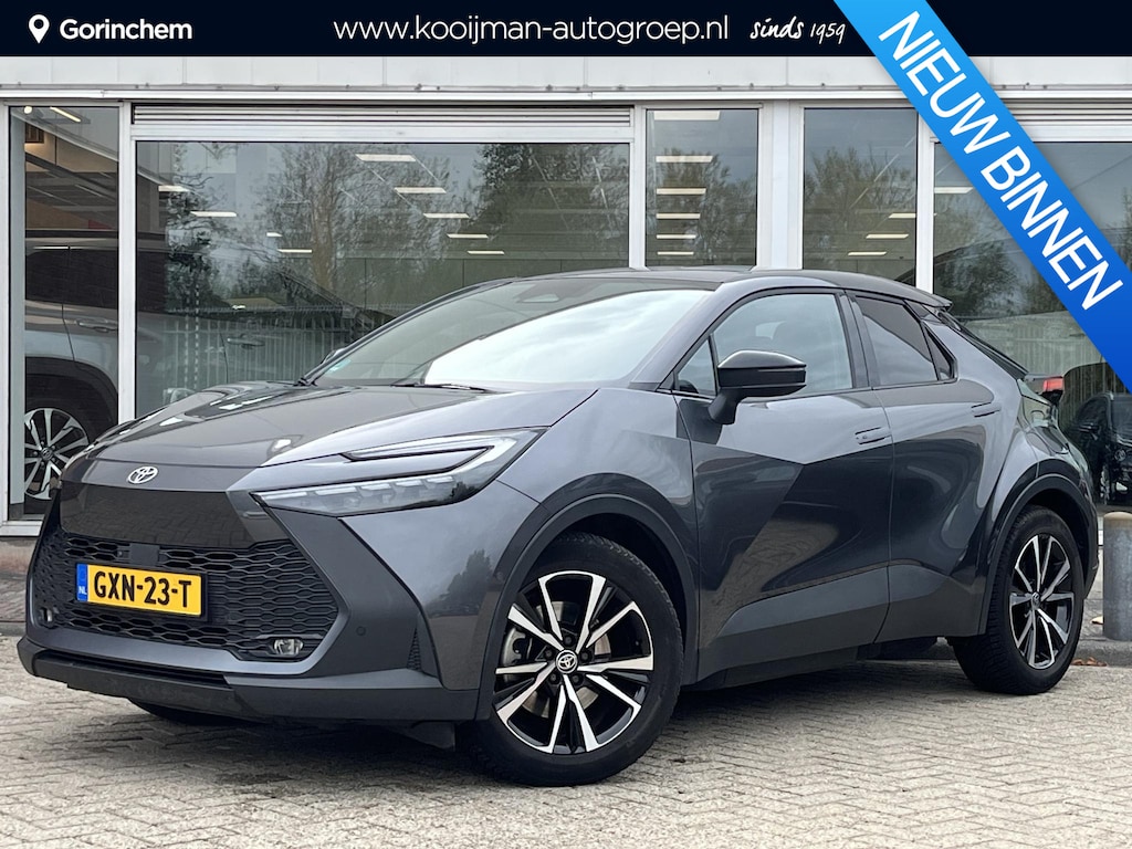 Toyota C-HR / C-HR+ 2.0 Plug-in Hybrid 220 First Edition l 360 camera l elektrische achterklep l stoel / stuur-verwarming l nette en complete auto!