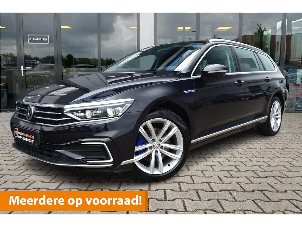 Volkswagen Passat Variant 1.4 TSI PHEV GTE | Pano | Trekhaak | 360 Camera |