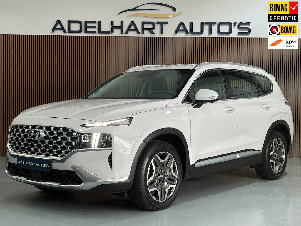 Hyundai Santa Fe 1.6 T-GDI PHEV Comfort Smart Sky 265 PK / Lederen interieur / Elektrische stoelen / Navigatie full map / etc…