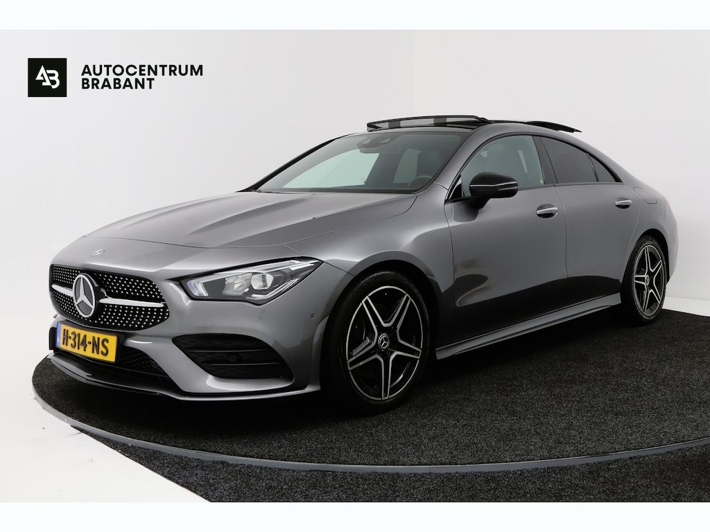 Mercedes-Benz CLA 200 Business Solution AMG (PANORAMADAK, SFEERVERLICHTING, STOELVERWARMING, 1e EIGENAAR, GO