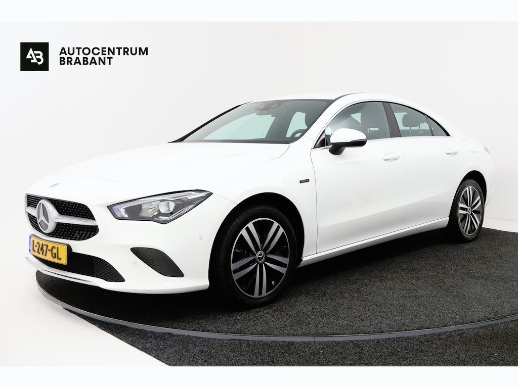 Mercedes-Benz CLA 250 e Business Solution Luxury Limited (SFEERVERLICHTING, CAMERA, PDC, LED, 1e EIGENAAR)