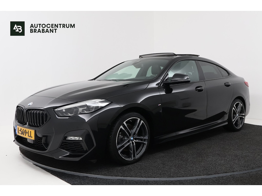 BMW 2-serie Gran Coupé 218i Business Edition Plus (PANORAMADAK, CAMERA, SFEERVERLICHTING, STOELVERWARMING, PARKEE