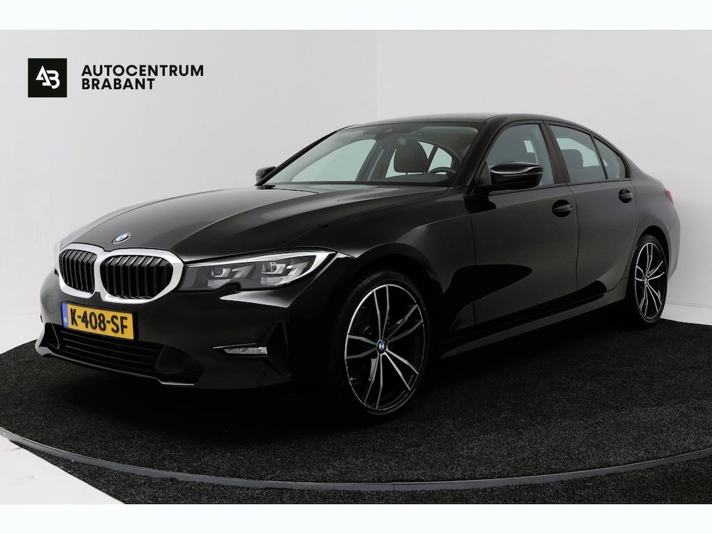 BMW 3-Serie 318i Executive Edition (NAVIGATIE, CARPLAY, LED, DEALER ONDERHOUDEN)