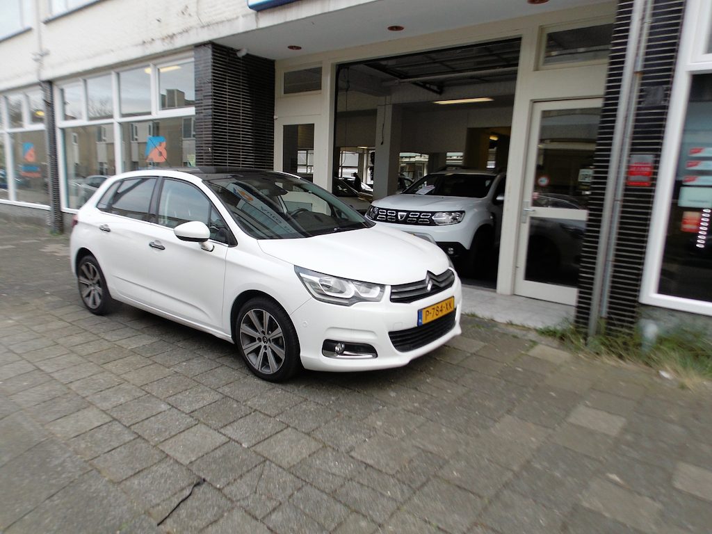 Citroën C4 1.2 PureTech Feel Collection PDC Pano / Navi / Automaat