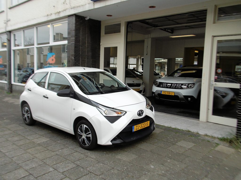 Toyota Aygo 1.0 VVT-i x-fun AIRCO  5 DEURS