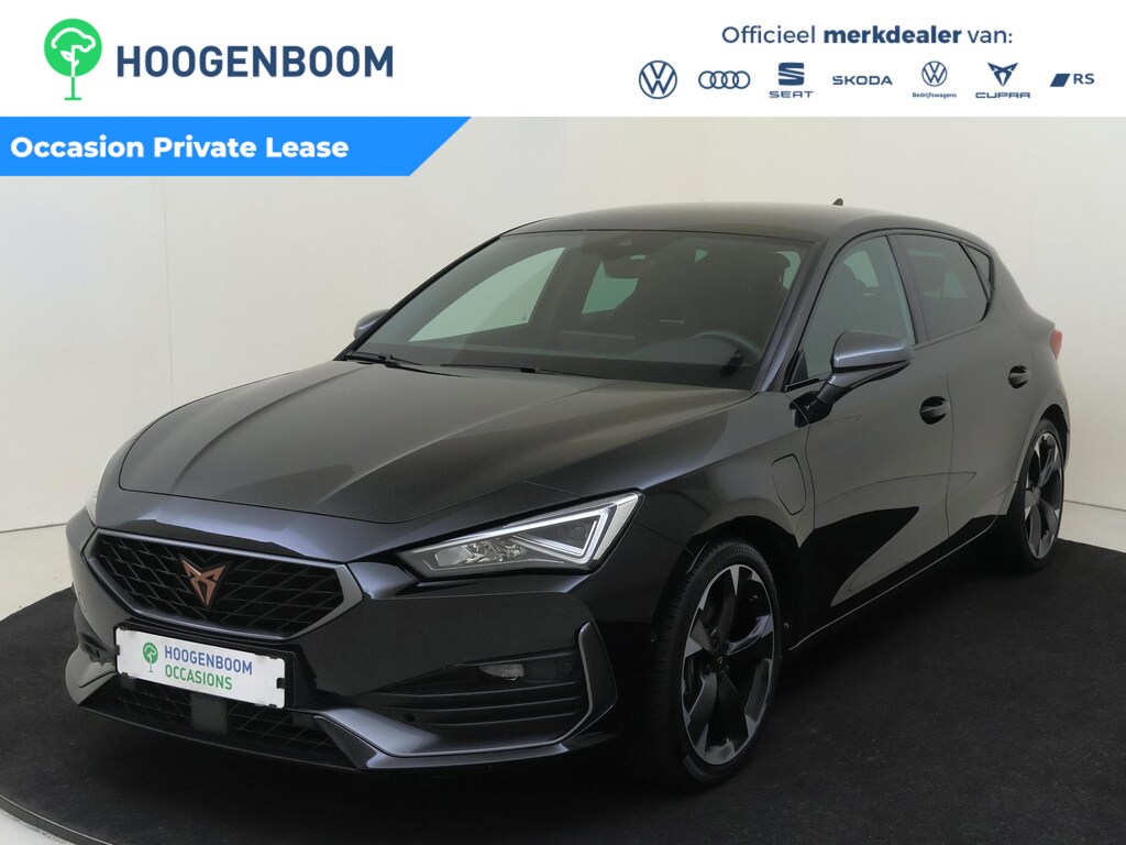 CUPRA Leon 1.4 e-Hybrid Business | SoH 100% | Achteruitrijcamera | Adaptieve demping | Keyless | Adaptieve cruise control | Stuurwielverwarming | Navigatie | Sfeerverlichting | 3-zone airco |