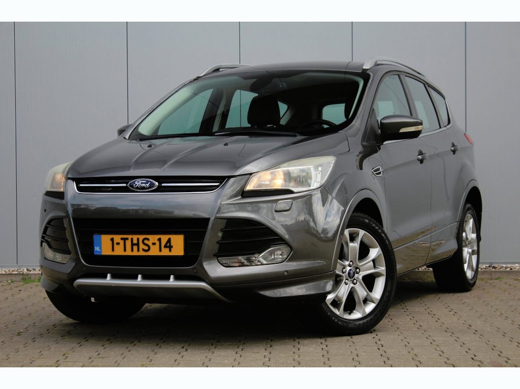 Ford Kuga 1.6 Titanium Plus | 2000 KG Trekgewicht | Stoelverwarming | Clima / Cruise control | NAP | APK |