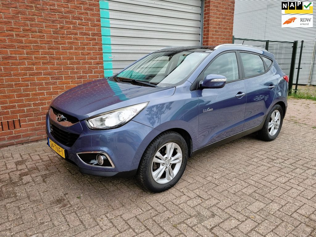 Hyundai ix35 1.6i GDI Business Edition 6-Bak Navi! Bj:2012 NAP!