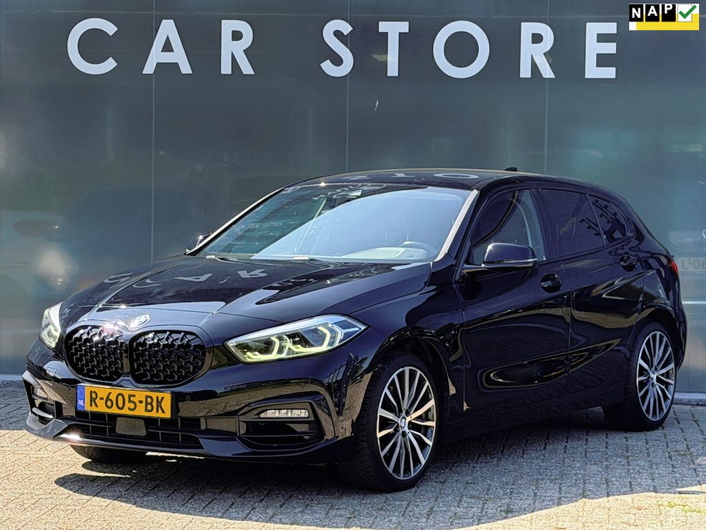 BMW 1-Serie 116i Sport line Business Edition |NAV|PDC| Stoelverwarmin