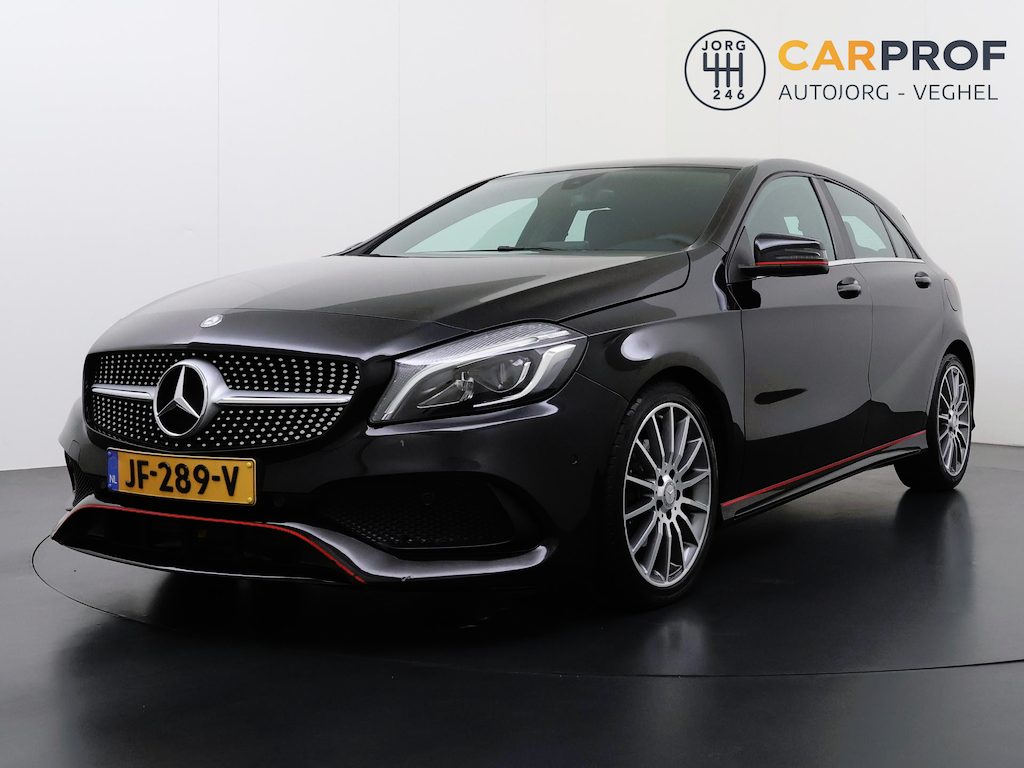 Mercedes-Benz A-klasse 180 Ambition AMG | NL Auto | Navigatie | Stoelverwarming |