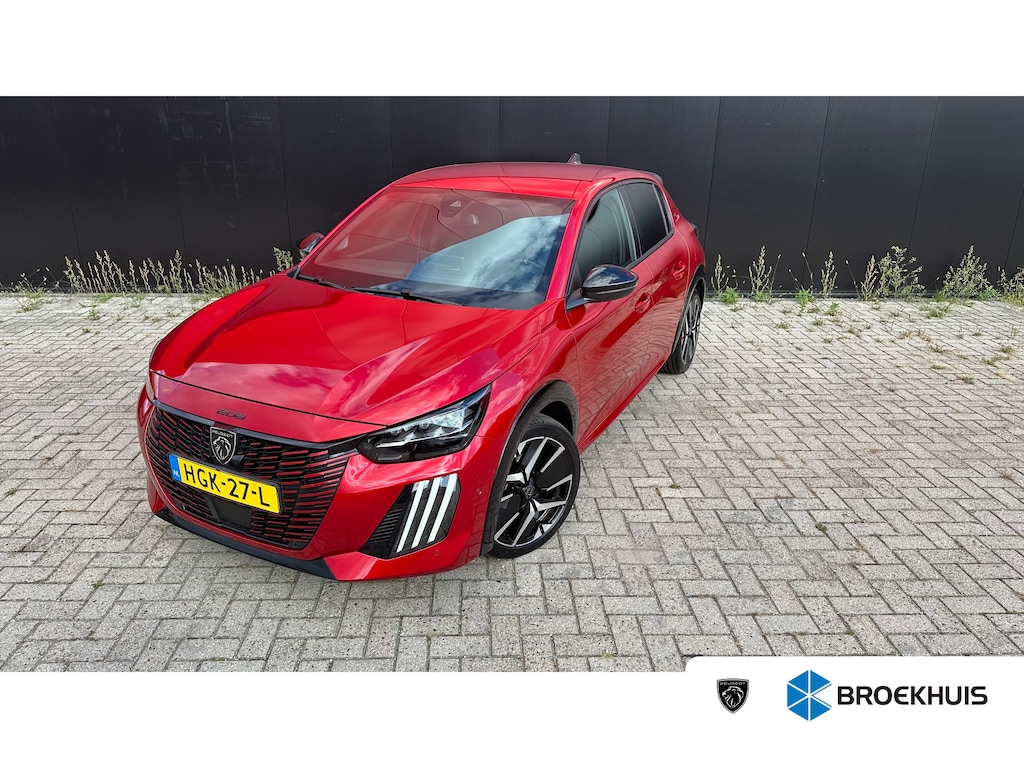 Peugeot 208 1.2 Hybrid 145 e-DCS6 GT | Navigatie | Carplay | Adaptieve Cruise | Camera | | Achteruitrijcamera | Apple Carplay/Android Auto|telefoonintegratie premium | Armsteun voor