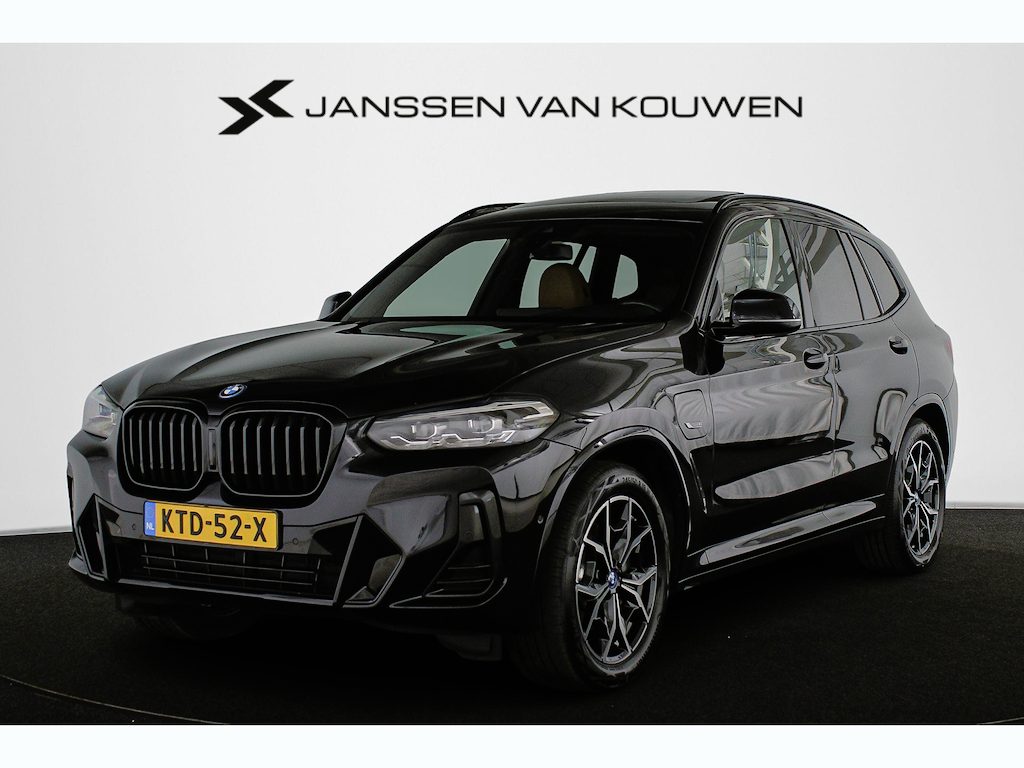 BMW X3 xDrive30e M Sport Panoramadak Stuur-Stoelverwarming HiFi Camera