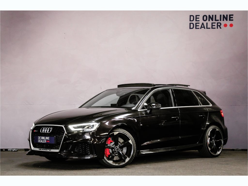 Audi RS3 Sportback 2.5 TFSI QUATTRO |PantherBlack|Pano|Carplay|Massage|