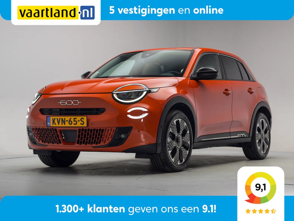 Fiat 600 600e La Prima 54 kWh SOH 96.6% [ Navi Apple/Android Stoelmassage ]