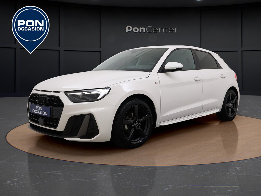 Audi A1 Sportback 25 TFSI S-line | Optiek Zwart | Stoelverwarming | Parkeerhulp | Full LED | Carplay | Getint Glas | 17'' |