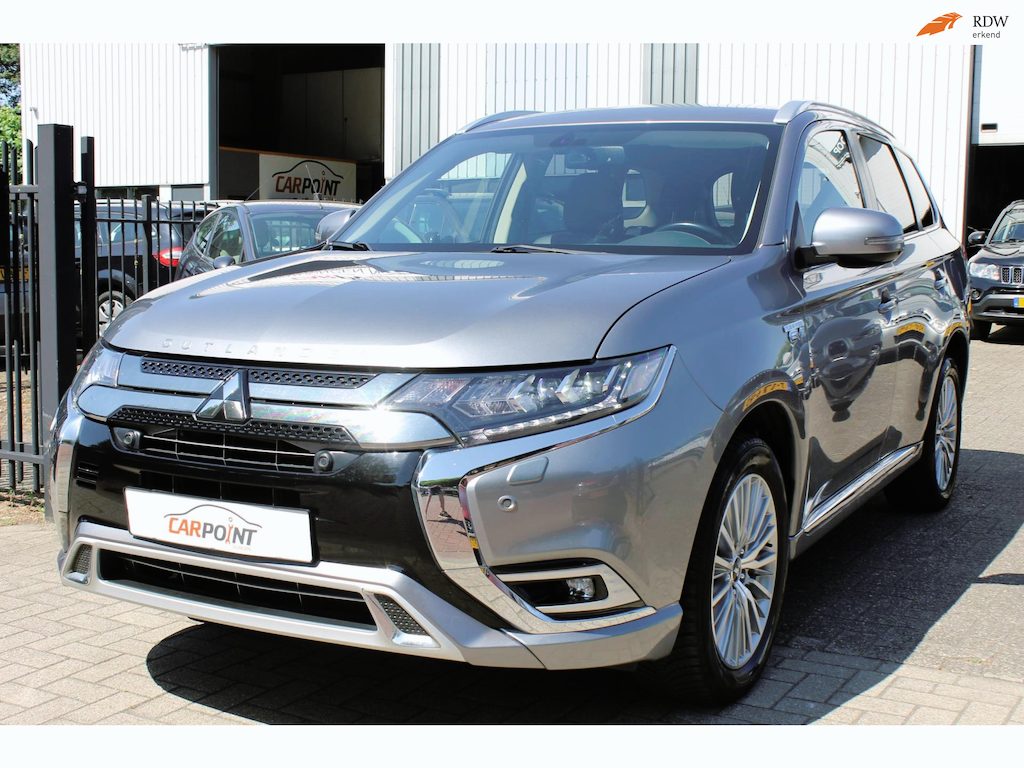 Mitsubishi Outlander 2.4 PHEV Instyle Keyless Camera Nieuwstaat!
