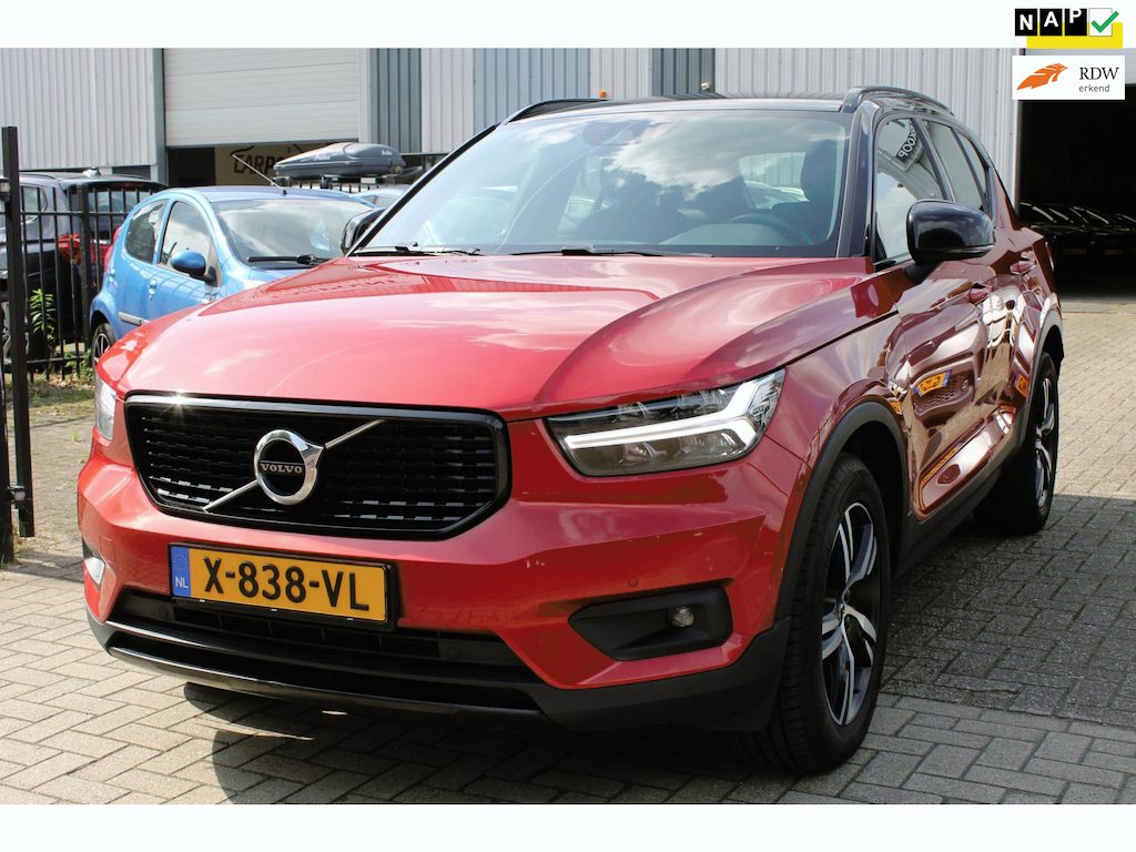 Volvo XC40 1.5 T2 R-Design Leer ACC Keyless Camera Nw.Staat