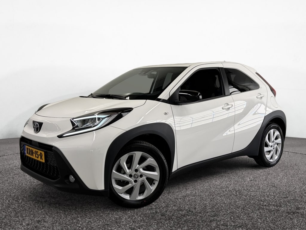 Toyota Aygo X 1.0 VVT-i S-CVT first| Stoelverw.| Carplay| Led| Lichtmetaal|