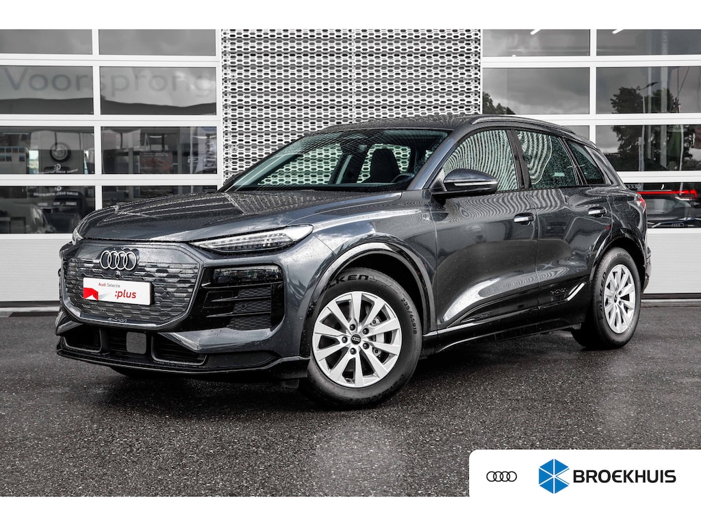 Audi Q6 e-tron edition performance 100 kWh | Panoramadak | 360 Camera | Trekhaak | Memory | | Apple Carplay/Android Auto|telefoonintegratie premium | Elektrisch bedienbare achterklep | Full-LED koplampen