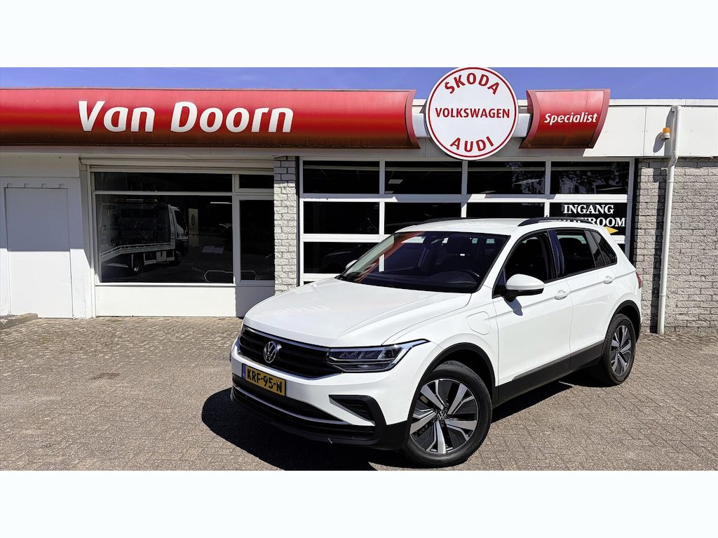 Volkswagen Tiguan 1.4 TSI eHybrid R-Line Business+