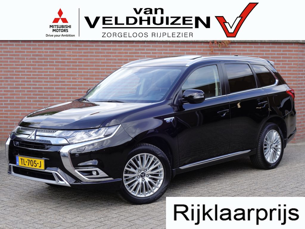 Mitsubishi Outlander 2.4 PHEV Intense+ | Schuif/kantel dak | High End Audio | Trekhaak