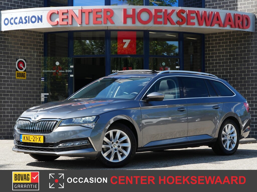 Skoda Superb Combi 1.4 TSI PHEV 217pk DSG-6 Business Edition | Panoramisch schuif/kanteldak |