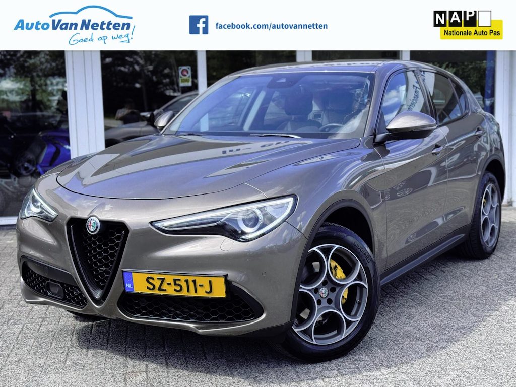 Alfa Romeo Stelvio 2.0 T 200pk Automaat AWD Super,Clima,Cruise,Lmv,Pdc,